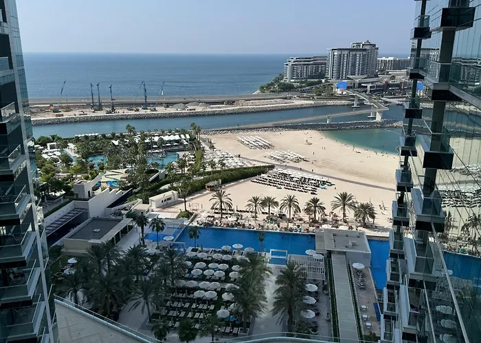 Lovely 3Bhk With Private Beach