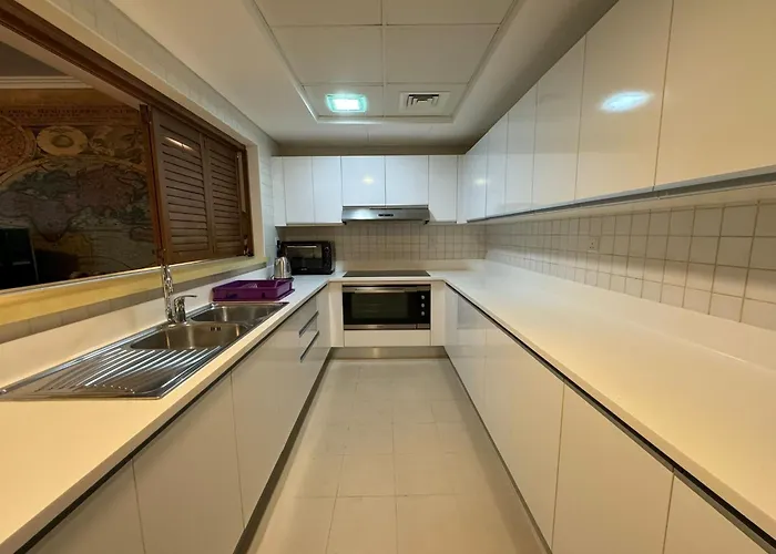 Lovely 3Bhk With Private Beach