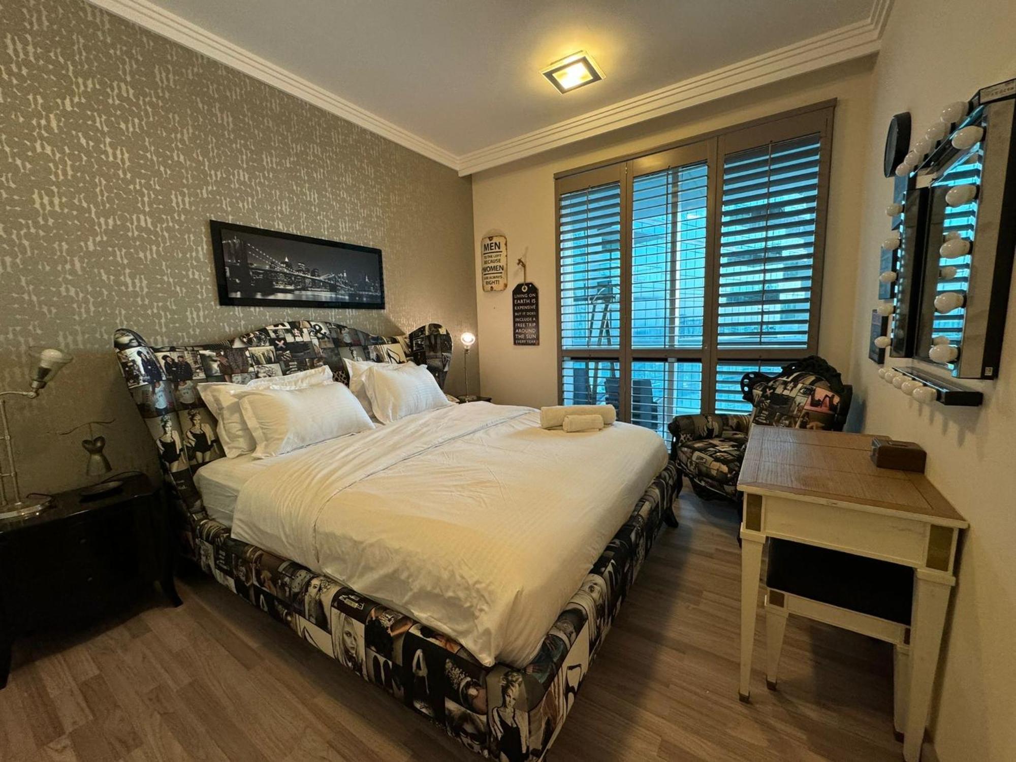 Appartement Lovely 3bhk With Private *