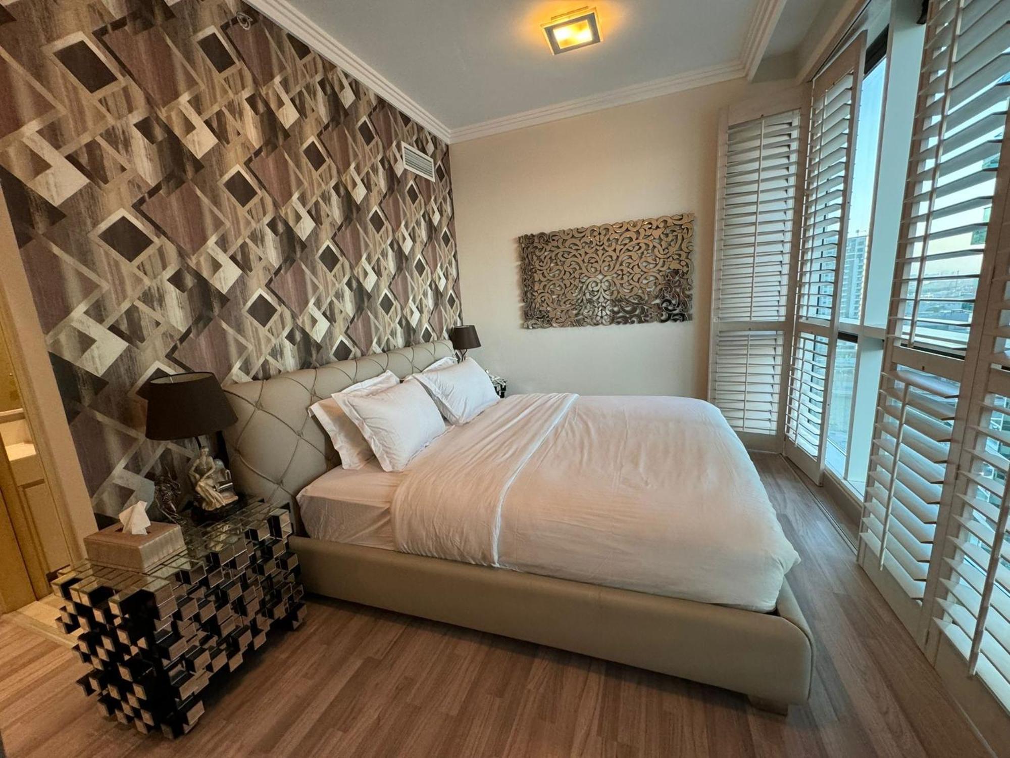 Lovely 3bhk With Private
